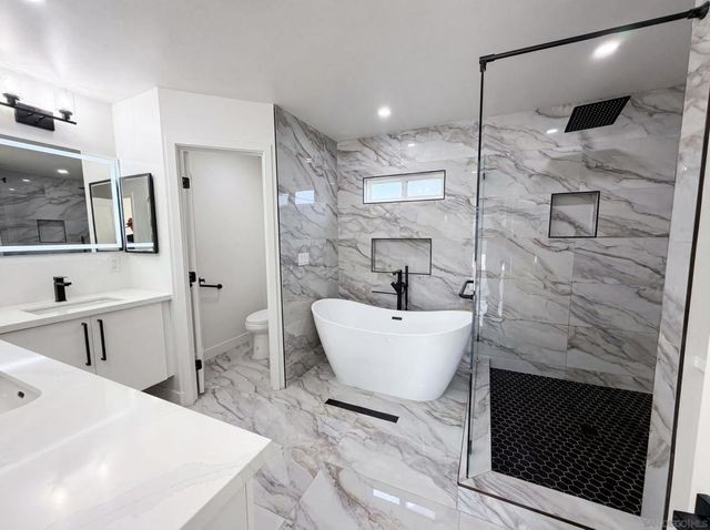 5041 Mable, San Diego, CA 92117