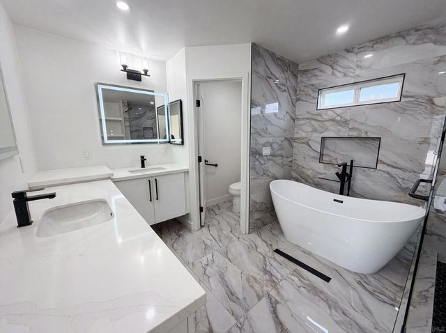 5041 Mable, San Diego, CA 92117