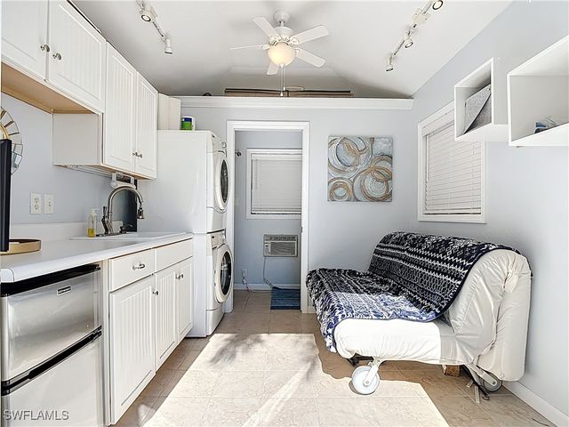 5541 Cypress Woods Resort Dr, Fort Myers, FL 33905