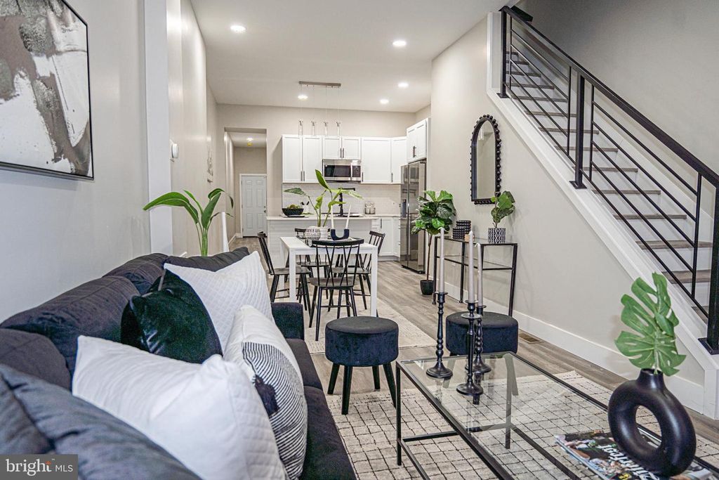 1728 RUXTON AVE, Baltimore, MD 21216