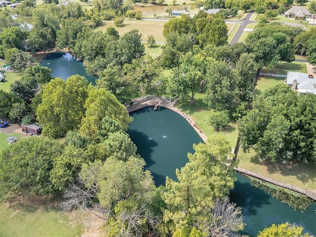 10800 S Brook Drive, Oklahoma City, OK 73165