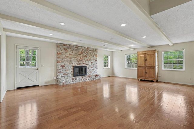 10800 S Brook Drive, Oklahoma City, OK 73165