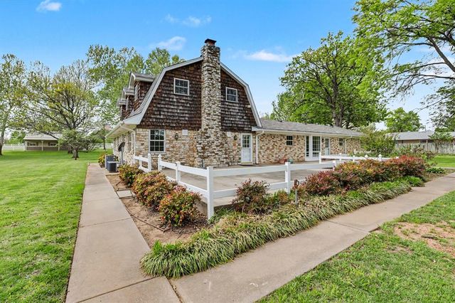 10800 S Brook Drive, Oklahoma City, OK 73165