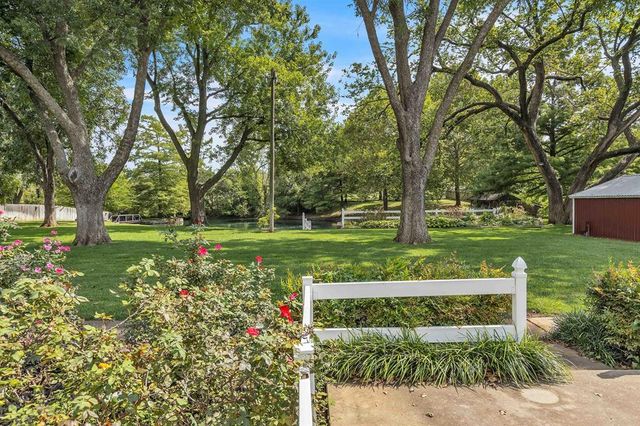 10800 S Brook Drive, Oklahoma City, OK 73165