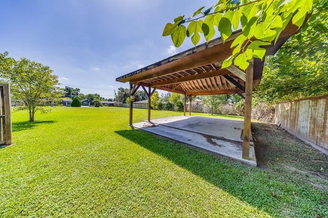 6431 De Priest Street, Houston, TX 77091