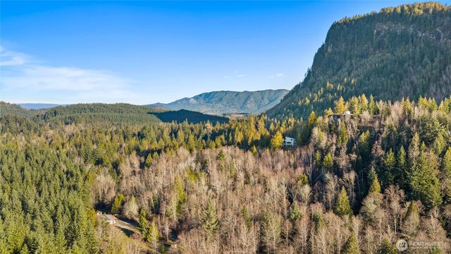 37639 324th Place SE, Enumclaw, WA 98022