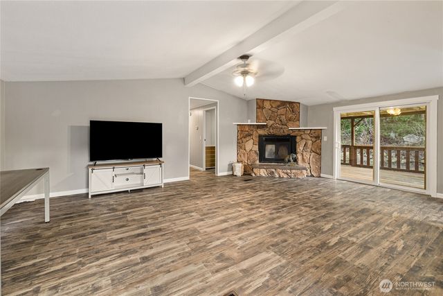 37639 324th Place SE, Enumclaw, WA 98022