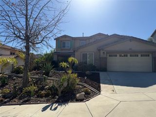 29267 Gateway Drive, Lake Elsinore, CA 92530