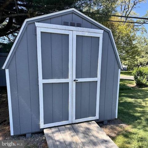 416 EXTON RD, Hatboro, PA 19040