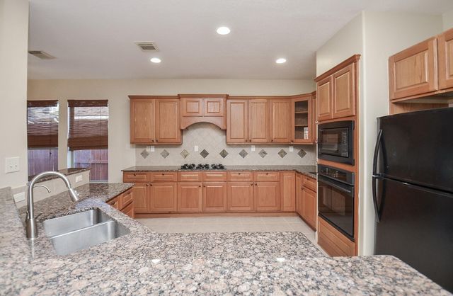 12610 Blossom Walk Lane, Houston, TX 77041