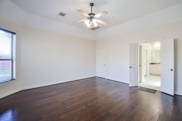 12610 Blossom Walk Lane, Houston, TX 77041