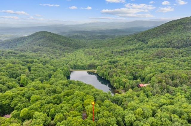 27 Laurel Lane, Ellijay, GA 30536