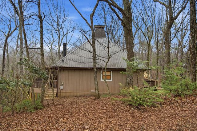 27 Laurel Lane, Ellijay, GA 30536