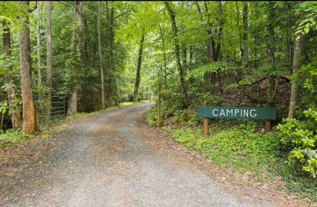 27 Laurel Lane, Ellijay, GA 30536