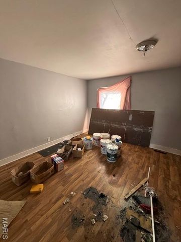 1219 Sullivan Avenue, St Louis, MO 63107