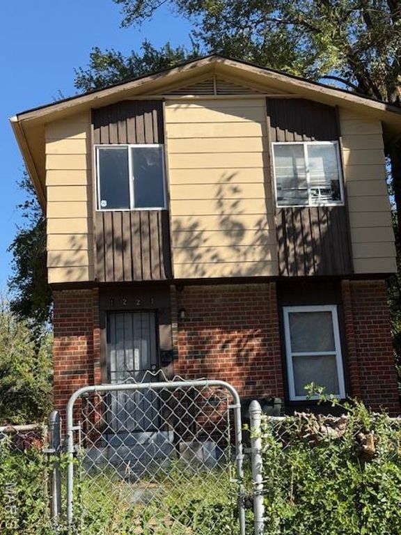 1219 Sullivan Avenue, St Louis, MO 63107