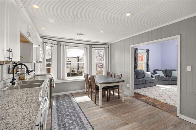 105 S Grant Street, Jamesport, MO 64648