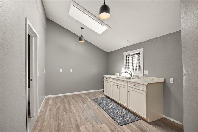 105 S Grant Street, Jamesport, MO 64648