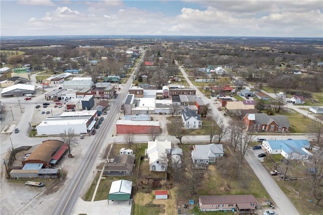 105 S Grant Street, Jamesport, MO 64648