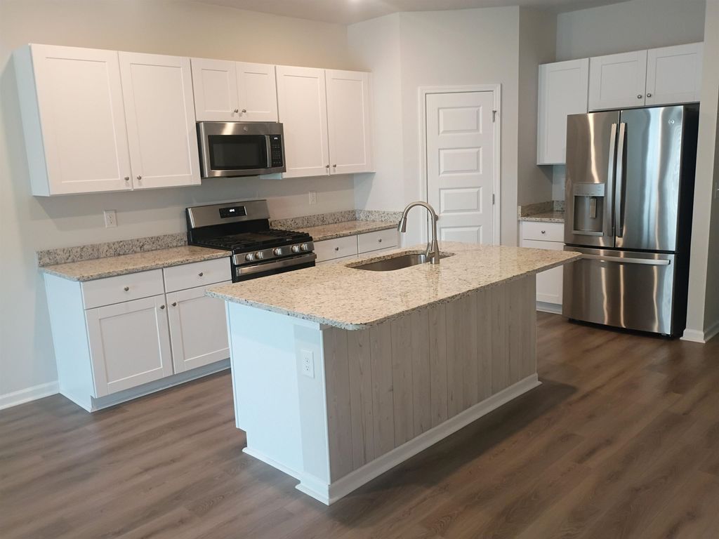 8061 Forest Edge Dr, Myrtle Beach, SC 29579 — photo 2
