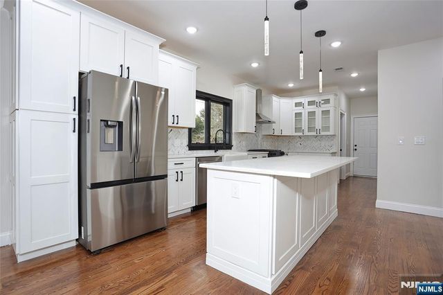 592 Fermery Drive, New Milford, NJ 07646