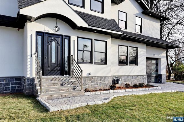 592 Fermery Drive, New Milford, NJ 07646