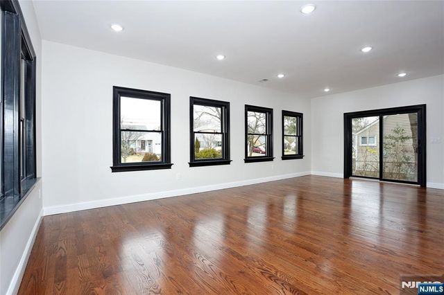 592 Fermery Drive, New Milford, NJ 07646