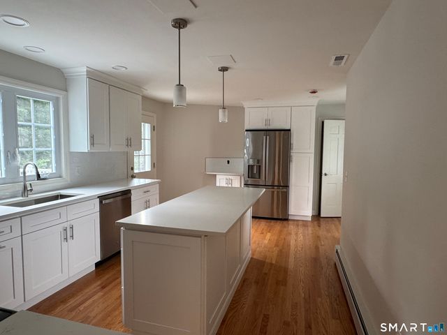 4672 Congress Street, Fairfield, CT 06824