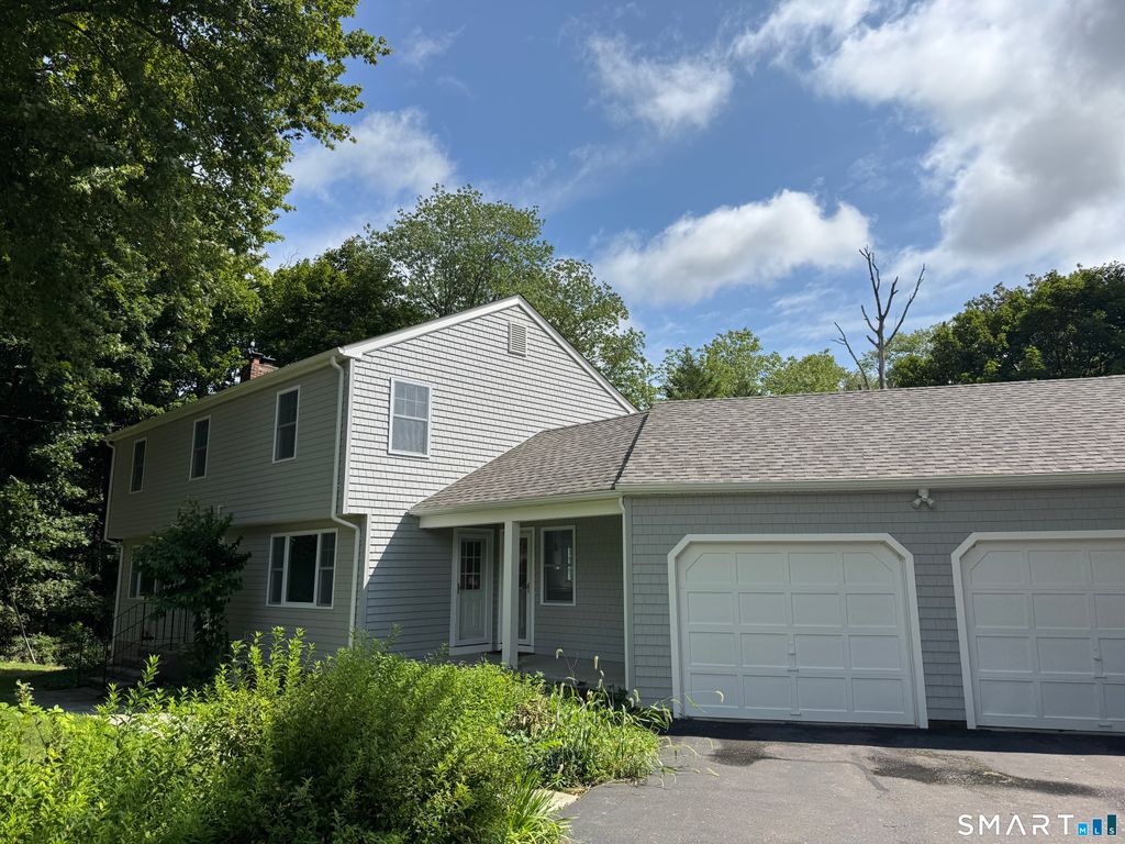 4672 Congress Street, Fairfield, CT 06824