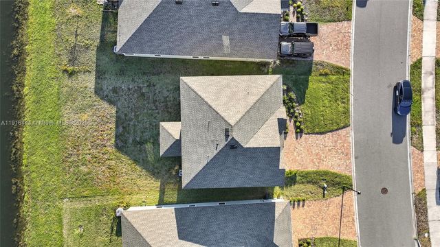 9852 Lemon Balm Way, Jacksonville, FL 32219