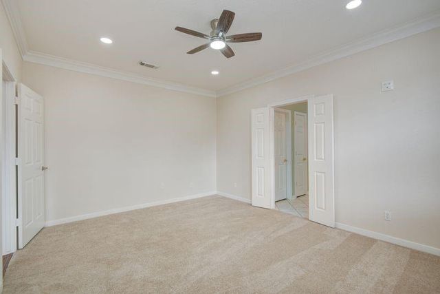 301 Lasso Street, Angleton, TX 77515