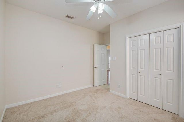 301 Lasso Street, Angleton, TX 77515