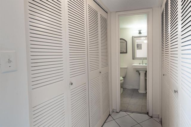 8360 Sands Point Boulevard G306, Tamarac, FL 33321
