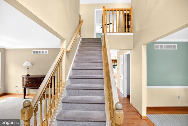 202 AMBERFIELD DR, Mount Laurel, NJ 08054
