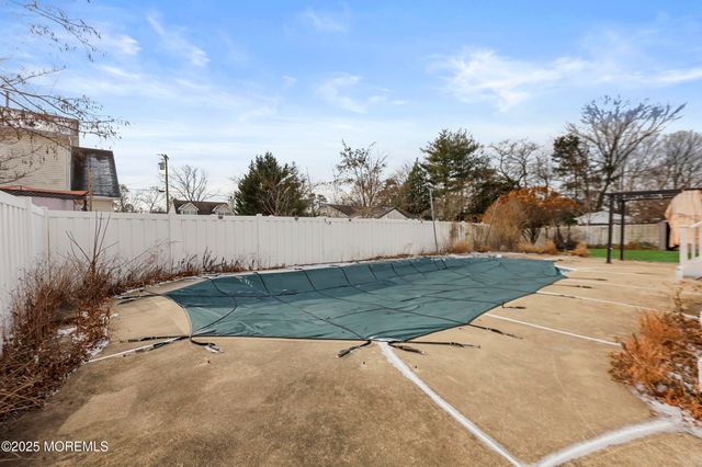 1216 7th Avenue, Toms River, NJ 08757