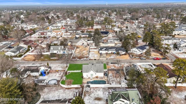 1216 7th Avenue, Toms River, NJ 08757