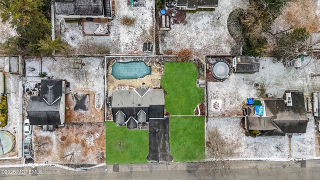 1216 7th Avenue, Toms River, NJ 08757