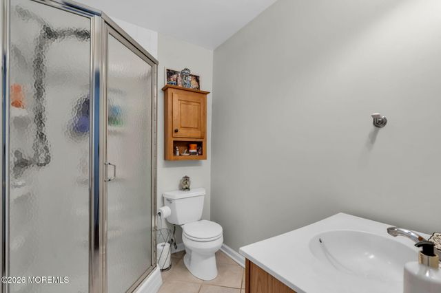 5 Spruce Drive, Shrewsbury Boro, NJ 07702
