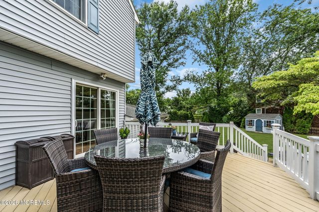 5 Spruce Drive, Shrewsbury Boro, NJ 07702