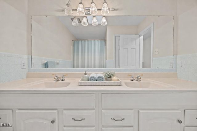 4300 Edgehill Court, Raleigh, NC 27612