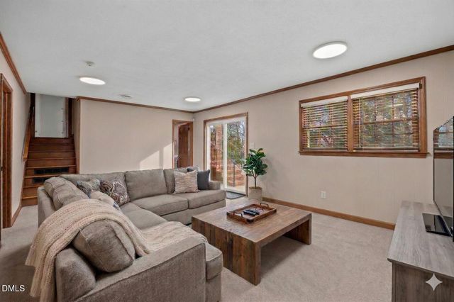 4300 Edgehill Court, Raleigh, NC 27612