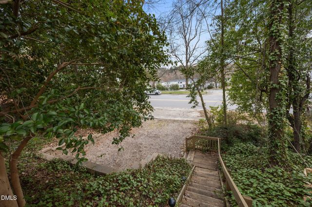 4300 Edgehill Court, Raleigh, NC 27612
