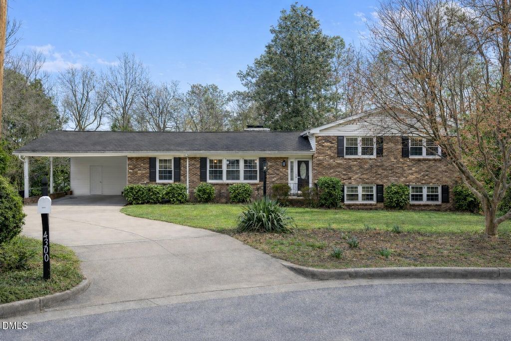 4300 Edgehill Court, Raleigh, NC 27612