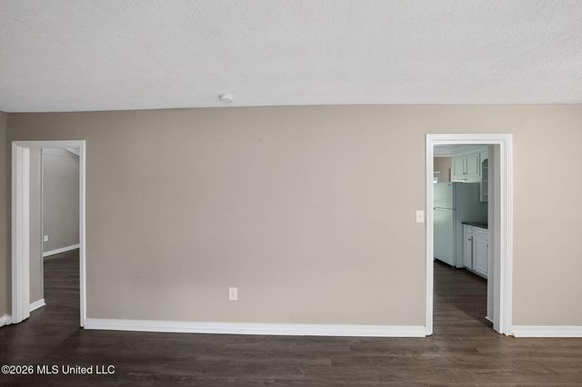 1062 Autumn Street, Jackson, MS 39212