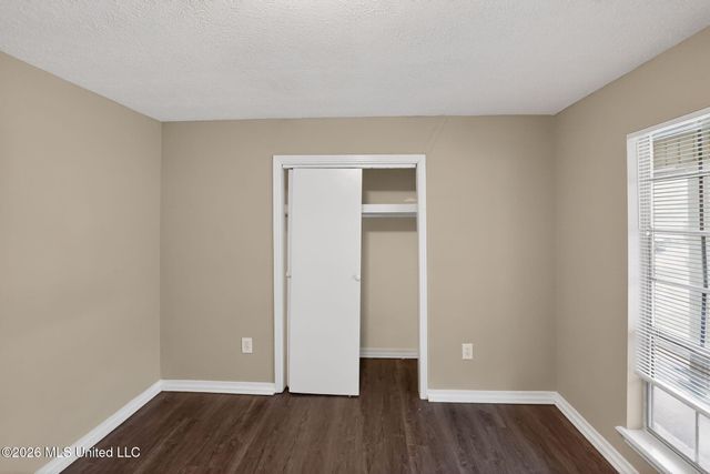 1062 Autumn Street, Jackson, MS 39212