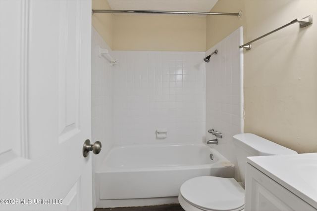 1062 Autumn Street, Jackson, MS 39212