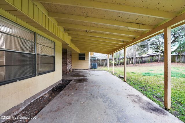 1062 Autumn Street, Jackson, MS 39212