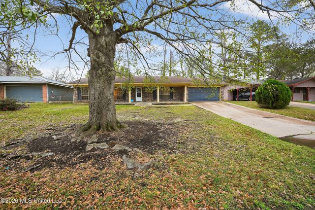 1062 Autumn Street, Jackson, MS 39212