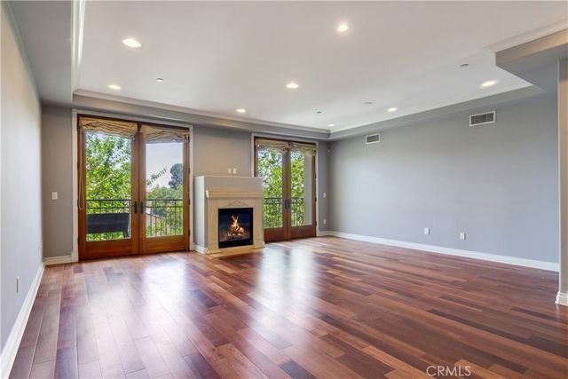 333 N Hill Avenue 305, Pasadena, CA 91106