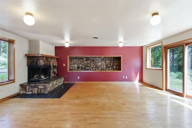 3153 Deerfield Road, Eau Claire, WI 54701